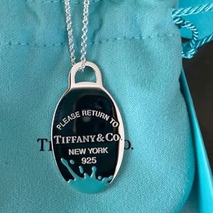 Tiffany & Co. RTT blue splash oval necklace